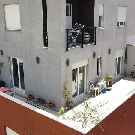 公寓 Corner Terrace 地拉那